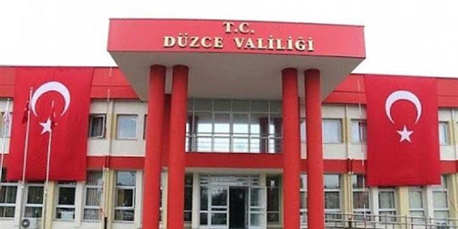 Valilikten 'haşema giyen kadının havuza alınmamasına' dair açıklama