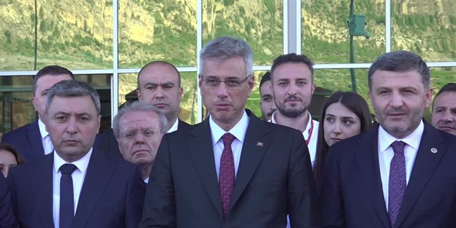 Bakan Memişoğlu: Sağlıkçılar, insanları yaşatmak için çaba harcıyor