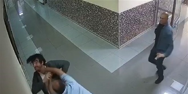 Elazığ Adliyesi'ndeki kavga, kameralara yansıdı