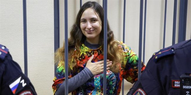 Rus sanatçı: MİT görevlileri çok havalıydı