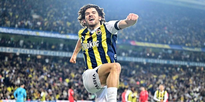 Ferdi Kadıoğlu'na yeni kontrat