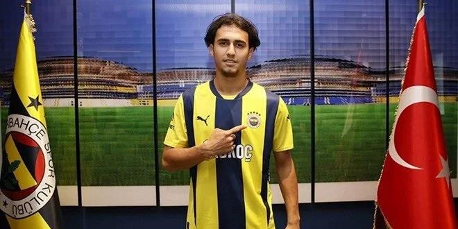 Fenerbahçe, genç stoper Yiğit Fidan'ı kadrosuna kattı