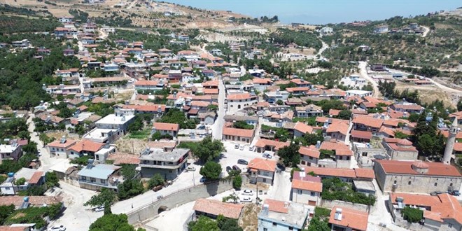800 kişinin yaşadığı mahallenin nüfusu, depremle birlikte 10 kat arttı
