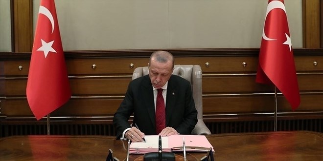 Cumhurbaşkanı Erdoğan, 13 üniversiteye rektör atadı