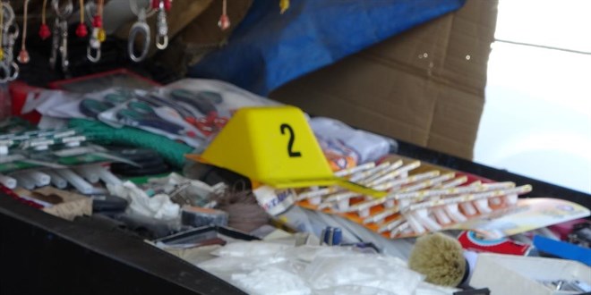 Seyyar sat�c� ile m��teri aras�ndaki 'pahal� �r�n' tart��mas� kanl� bitti