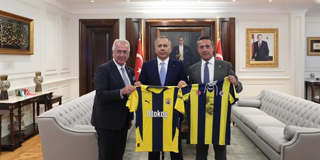 Bakan Yerlikaya, Fenerbahçe Spor Kulübü Başkanı Koç'u kabul etti
