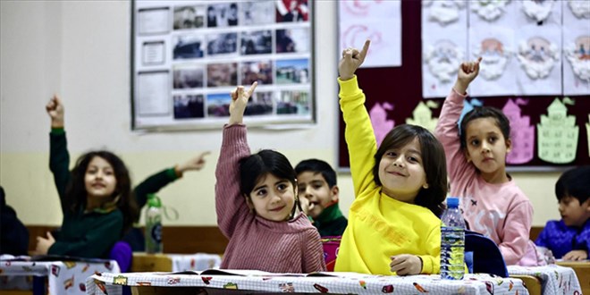 Okullar 9 Eylül'de açılıyor: 1, 5 ve 9. sınıflarda 'yeni model' uygulanacak