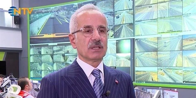 Bakan Uraloğlu açıkladı: Instagram yetkilileri Türkiye'ye geliyor