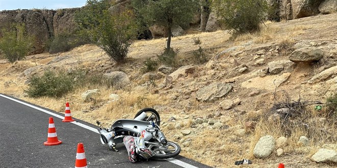 Devrilen motosikletteki 2 �ocuk hayat�n� kaybetti