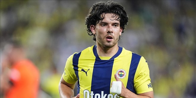 Fenerbahçe'den Ferdi Kadıoğlu açıklaması