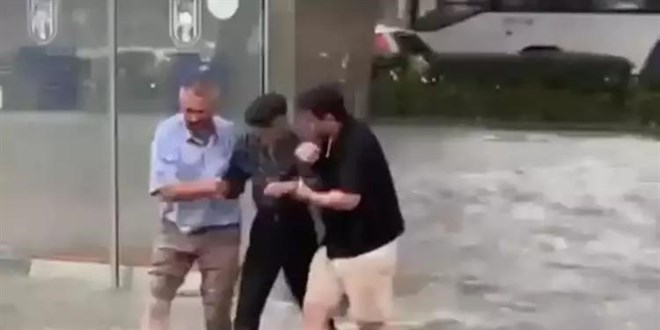 Ankara'da sağanak! Alt geçit ve caddeler suyla doldu