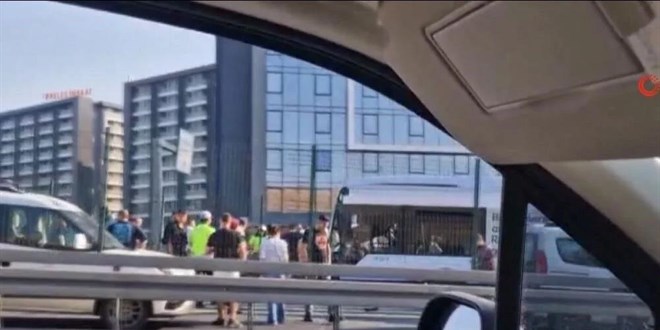 Metrobüs kazasının görüntüsü ortaya çıktı