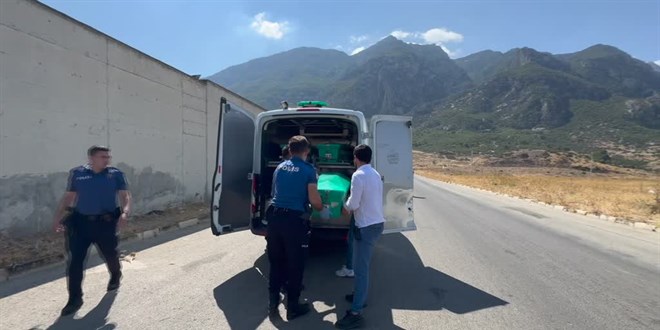 Manisa'da bir kişi, babasını tabancayla öldürdü