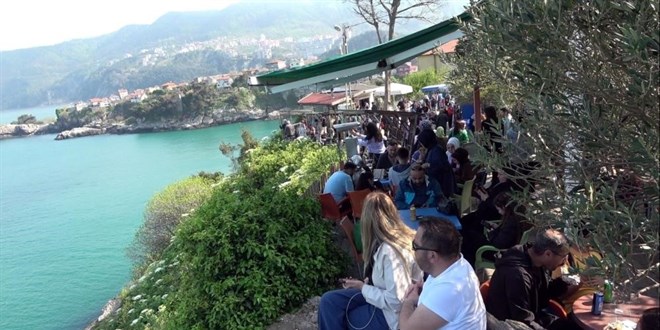 8 ayda nüfusunun 230 katı turist ağırladı