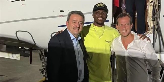 Galatasaray, Victor Osimhen'i KAP'a bildirdi