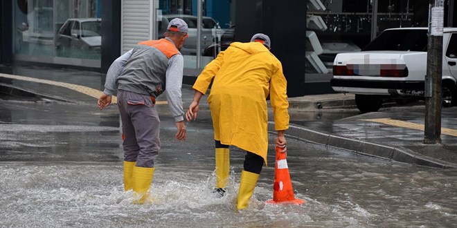 Do�u Karadeniz i�in kuvvetli ya��� uyar�s�