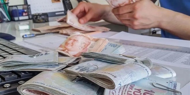 Vatandaş borcunu ödeyemiyor: Takibe düşen krediler yükseldi!