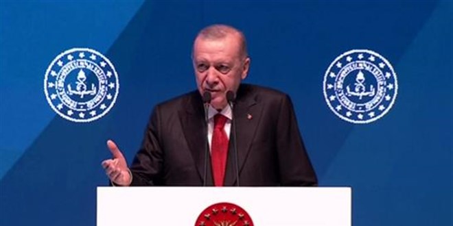 Erdoğan: Oyun platformları gençlerimizi zehirliyor