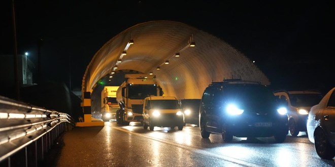 Bolu Dağı Tüneli ulaşıma açıldı