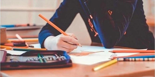 Özel okulda sahte öğretmen iddiası