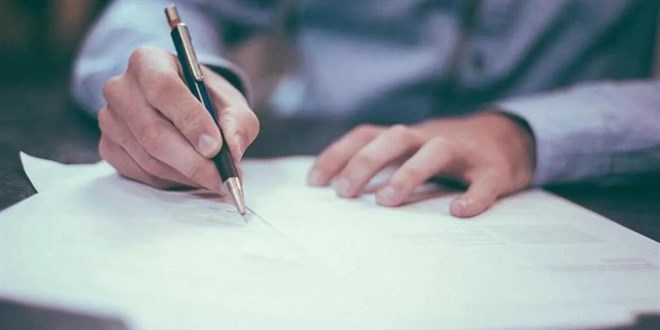 Yüzde 30 az maaş endişesiyle emeklilik paniği dalga dalga büyüyor