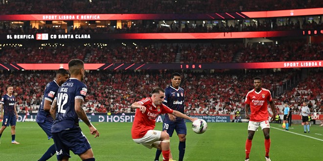 Kerem Aktürkoğlu kariyerine ilk 11'de, golle ve galibiyetle başladı