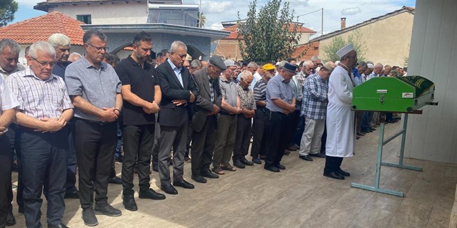 Okulda kalp krizi geçiren çocuk toprağa verildi