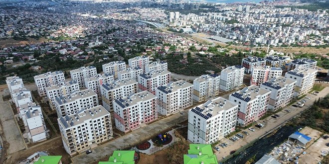 İskenderun'da depremzedeler güvenli konutlarına geçiyor