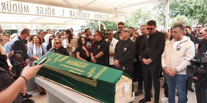 arkc Metin Arolat iin cenaze namaz klnd