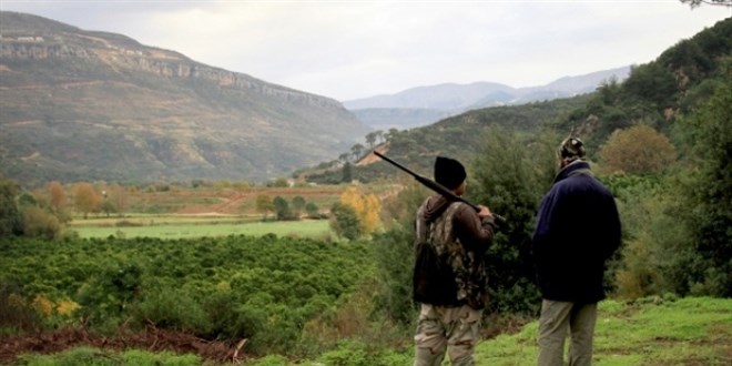 Kahramanmaraş'ta projektörle tavşan avlayanlara ceza