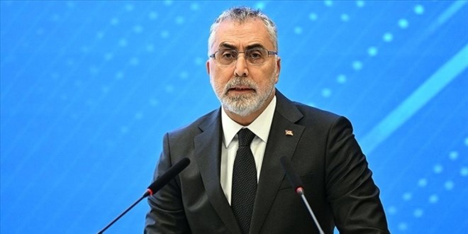 İşverenler İŞKUR'a kayıtlı iş arayanlara mesaj gönderip, davet edebilecek