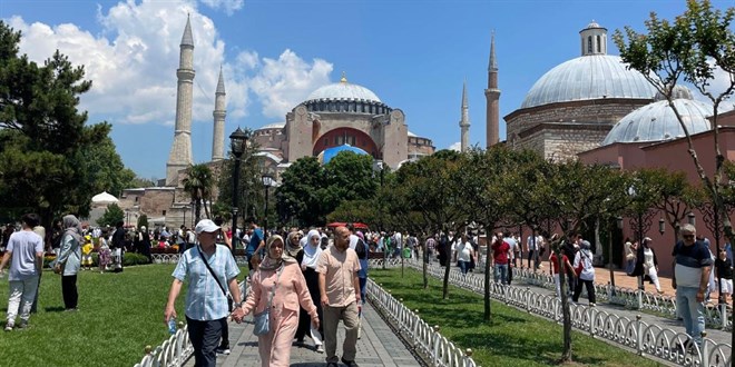 Türkiye'nin yılın 8 ayında ağırladığı ziyaretçi sayısı 40 milyonu aştı