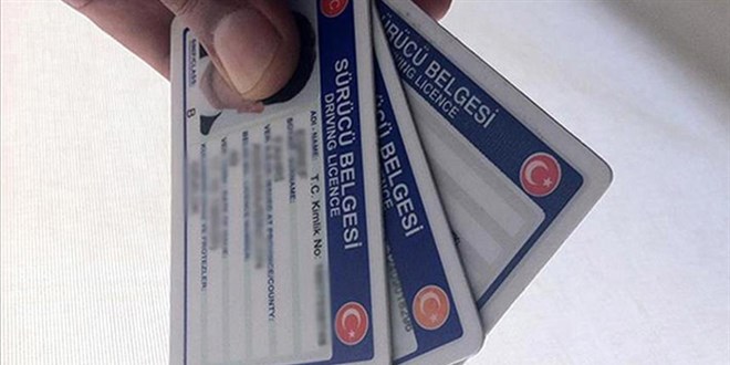 Eski tip sürücü belgeleri tarihe karışıyor