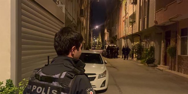Bursa'da komşularını rahatsız edip polise silah çeken kişi tutuklandı