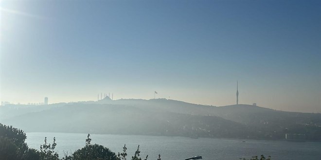 İstanbul'da sis etkili oldu
