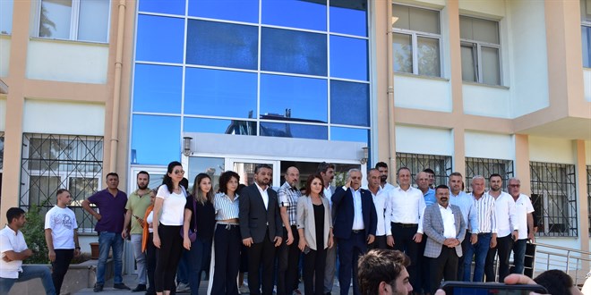 AK Parti İlçe Başkanı Çopur'u darbeden 3 CHP'li serbest