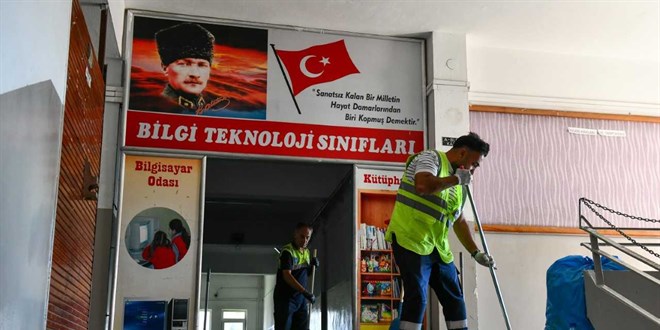 Ankara Büyükşehir hafta sonunda 48 okulu temizledi