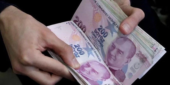 Devlet 21.7 milyon kişiye maaş ödüyor