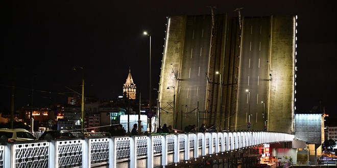 Galata ve Atatürk köprüsünde bakım çalışması