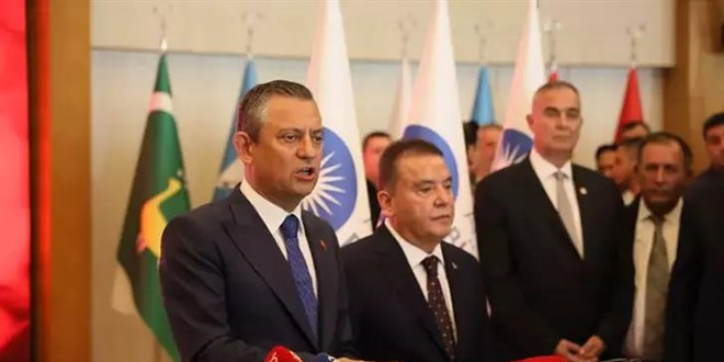 Özgür Özel: Netanyahu'nun hep birlikte alnını karışlarız