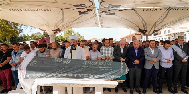 İstanbul'da öldürülen 2 kadının cenazesi defnedildi!