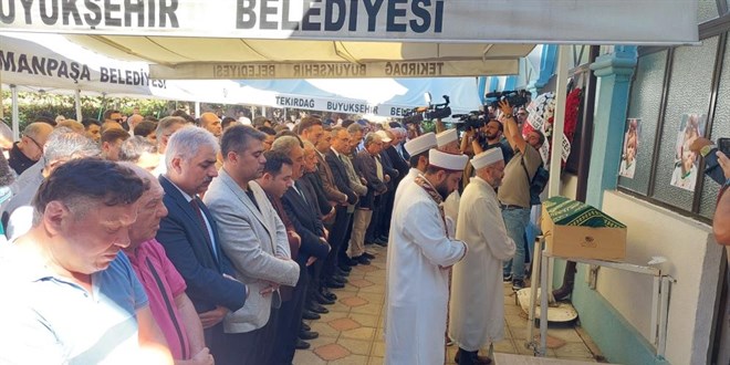 Sıla'ya acı veda: Tabut küçük acı büyük