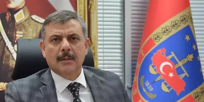 Vali Çiftçi'yi dolandırılmaktan sanal kart kurtardı