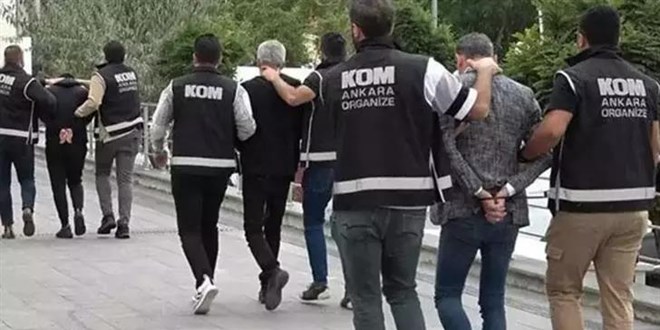 Ayhan Bora Kaplan ve 4 polis hakkındaki 'Rüşvet' davası ertelendi