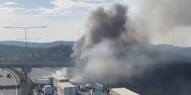 Kuzey Marmara Otoyolu'nda seyir halindeki otobüste yangın