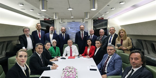 Erdoğan'dan Kabine'de değişiklik sinyali