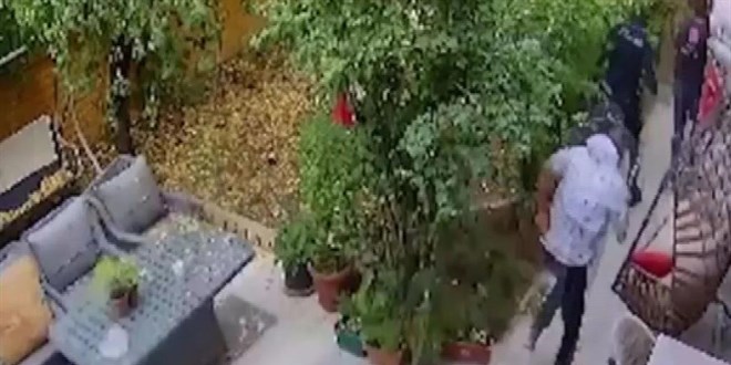 Konya'da polisi bıçaklayan saldırgan suç makinesi çıktı