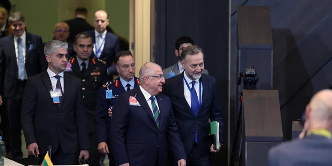 Bakan Güler, NATO Savunma Bakanları Toplantısı'nda