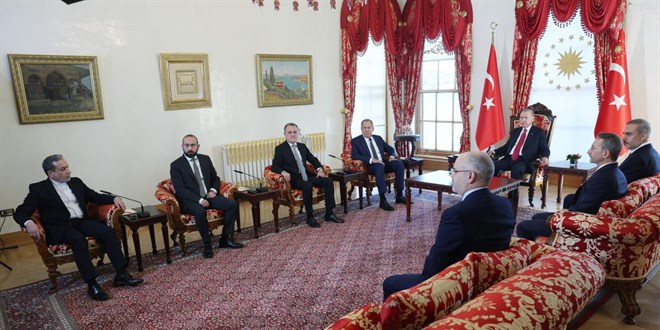 Cumhurbaşkanı Erdoğan 4 ülkenin bakanlarını kabul etti