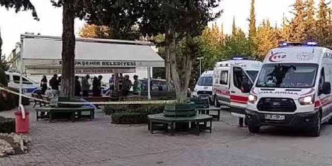 Adana'da kabir ziyaretine giden üç kadın öldürüldü